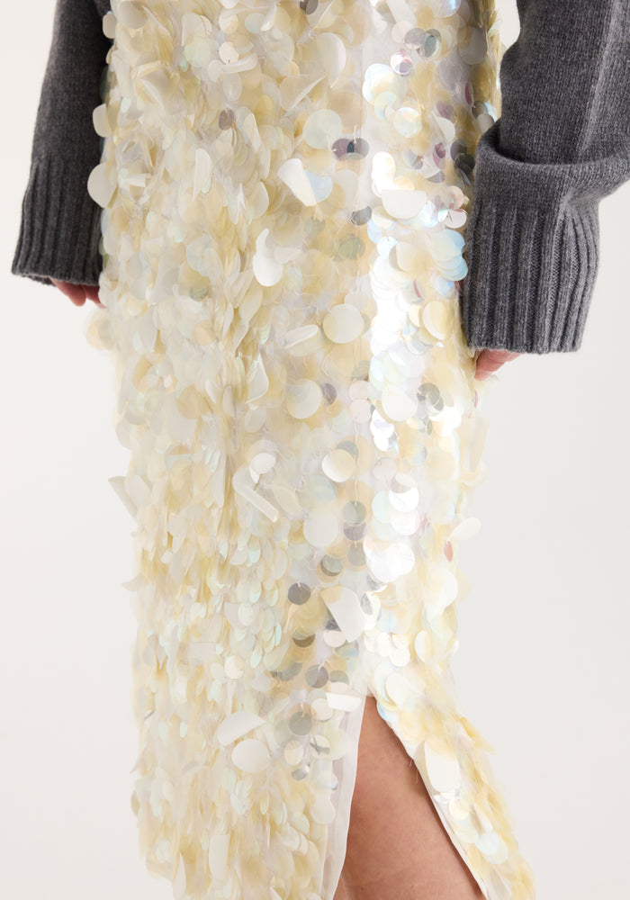 Embellished handmade skirt | cream