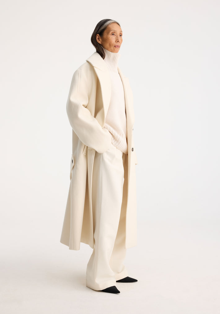 Oversized double breasted coat | off white