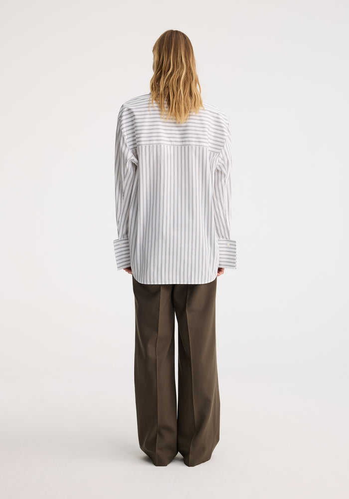 Oversized striped shirt | white / black wide stripe