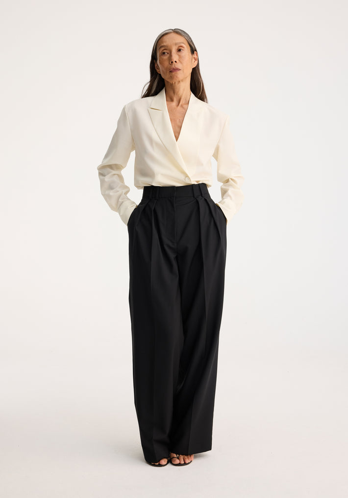 Wide leg double pleated trousers | black