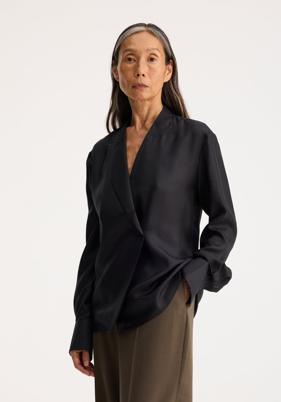 RÓHE | OFF THE SHOULDER LAPEL TOP | BLACK