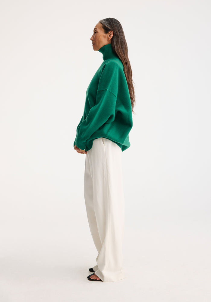 Classic turtleneck jumper | emerald