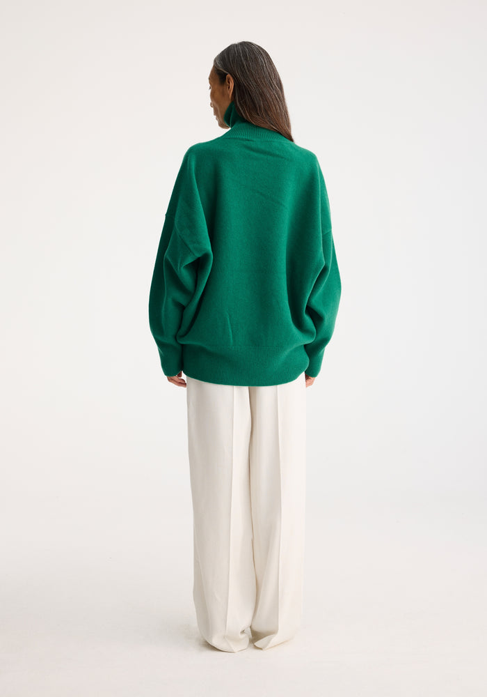 Classic turtleneck jumper | emerald