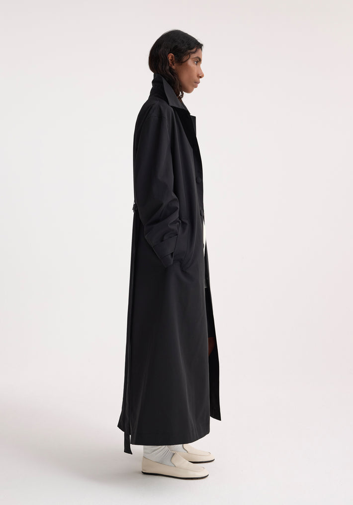 Wool-nylon belted wrap coat | black