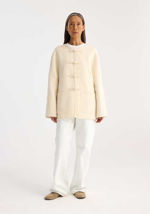 Mandarin closure double-faced jacket | off white