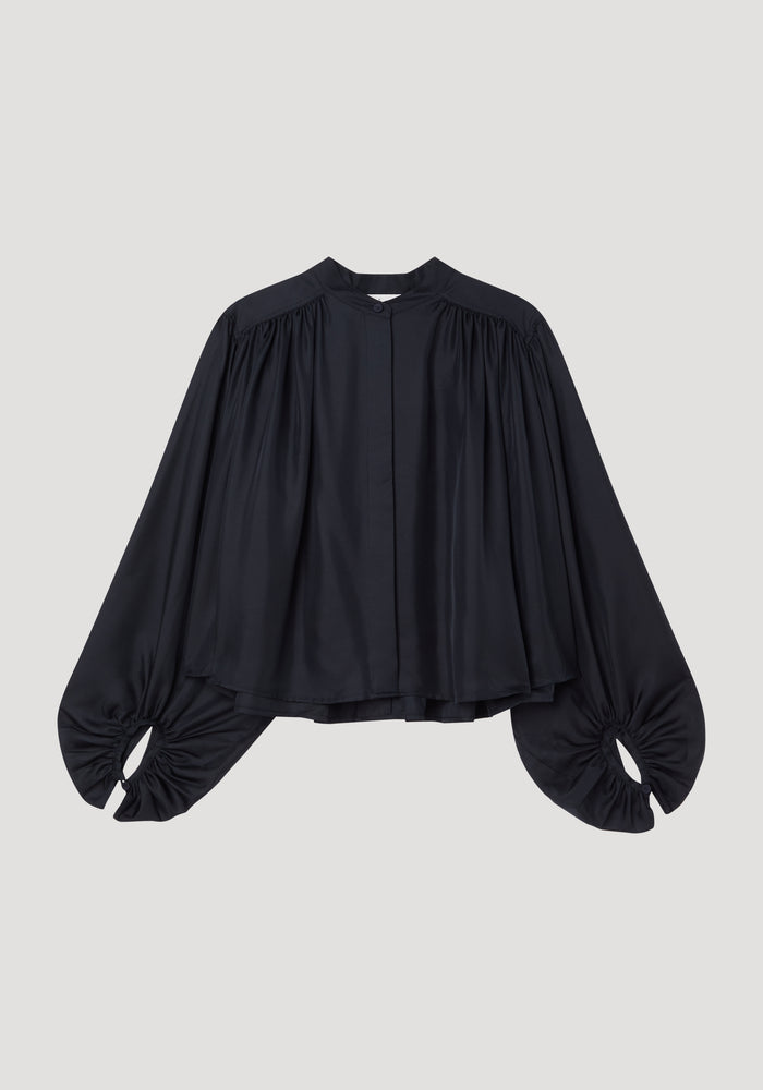 Silk pleated top | black