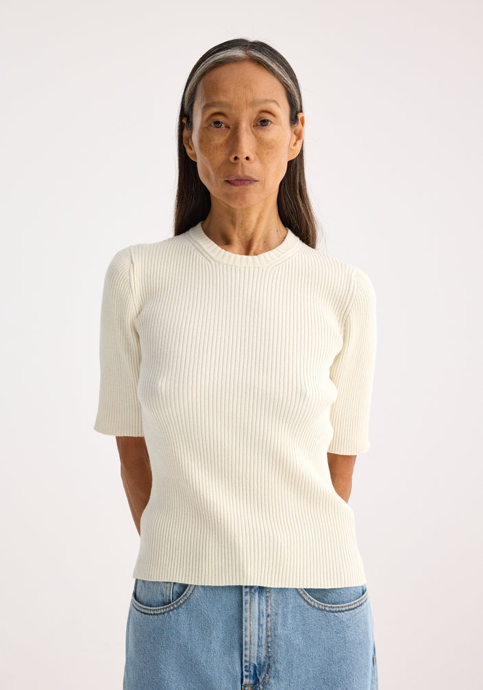 Ribbed knitted short sleeve top | off white