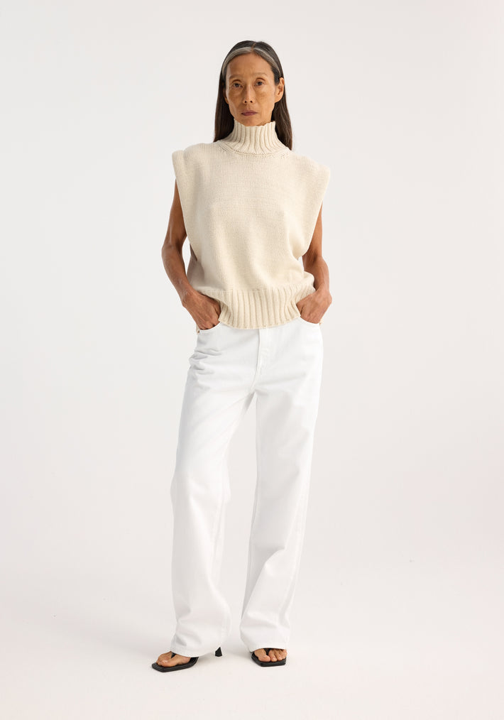 Wool sleeveless turtleneck | cream