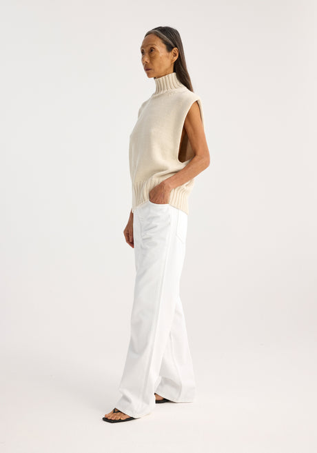 Wool sleeveless turtleneck | cream