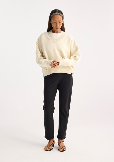 Deconstructed cashmere knitted V-neck | off white