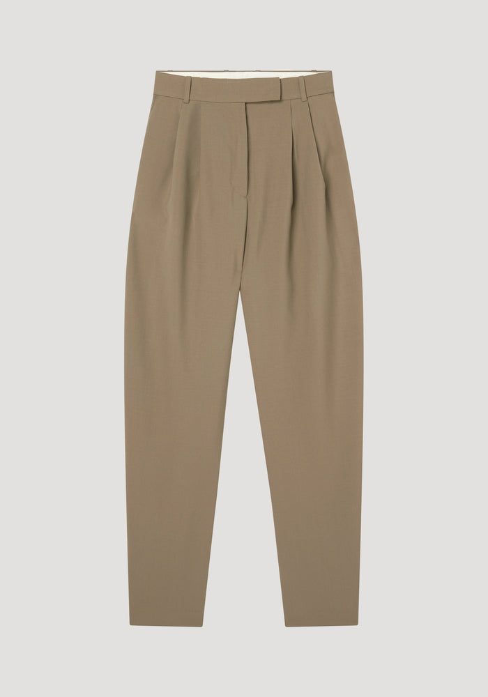 Round leg shaped tailored trousers | khaki