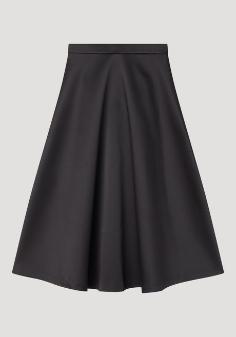 Voluminous a-line satin skirt | black