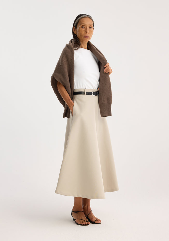 Voluminous a-line cotton skirt | sand