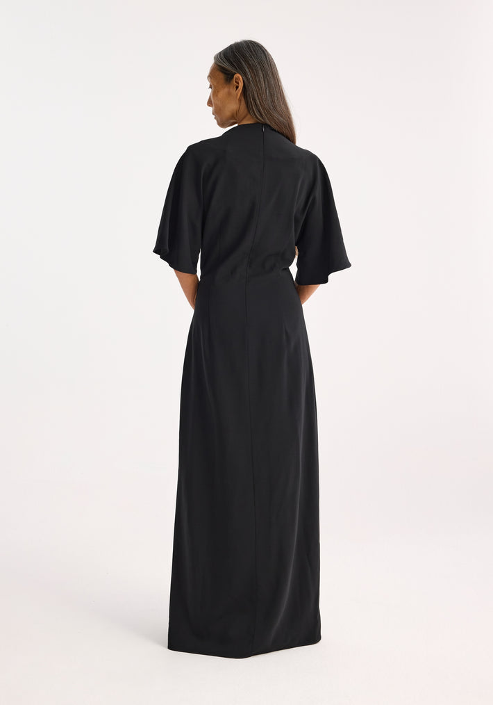 Integrated twisted knot dress | black