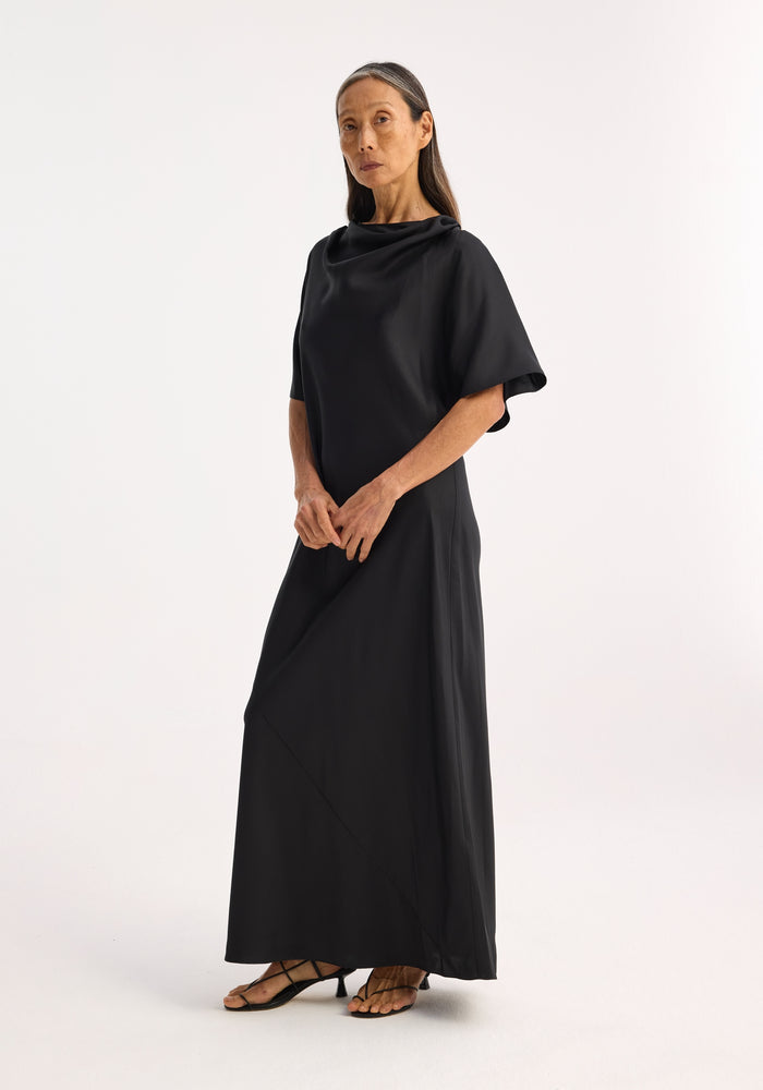 Fluid draped silk dress | black