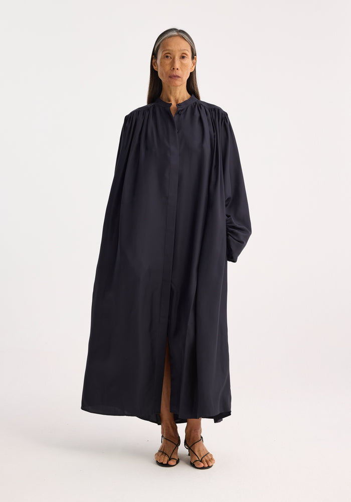 Pleated silk dress | navy