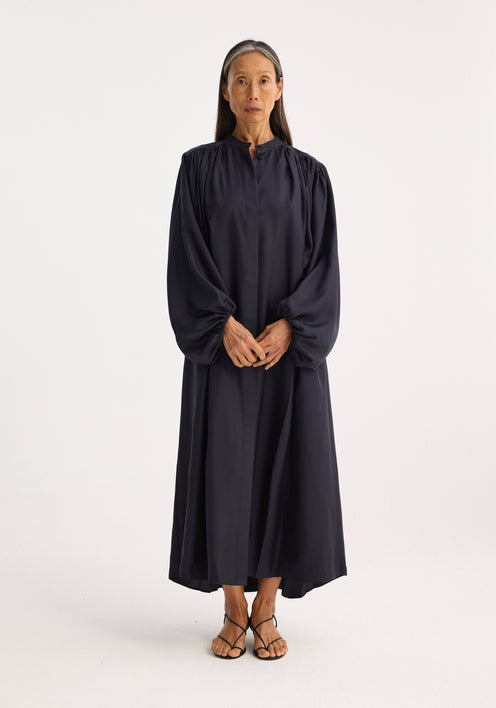 Pleated silk dress | navy