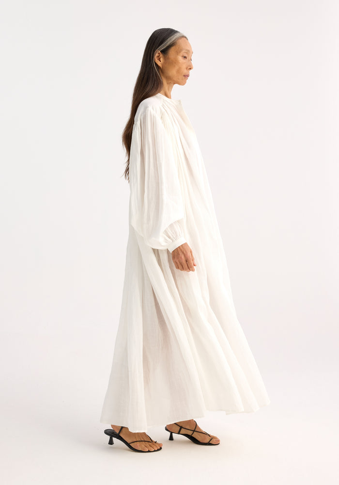 Pleated ramie dress | optic white