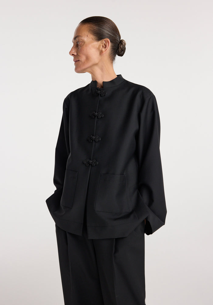Pankou closure jacket | black