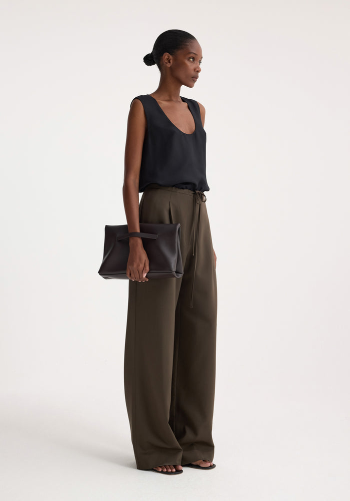 Relaxed drawstring trousers | earth