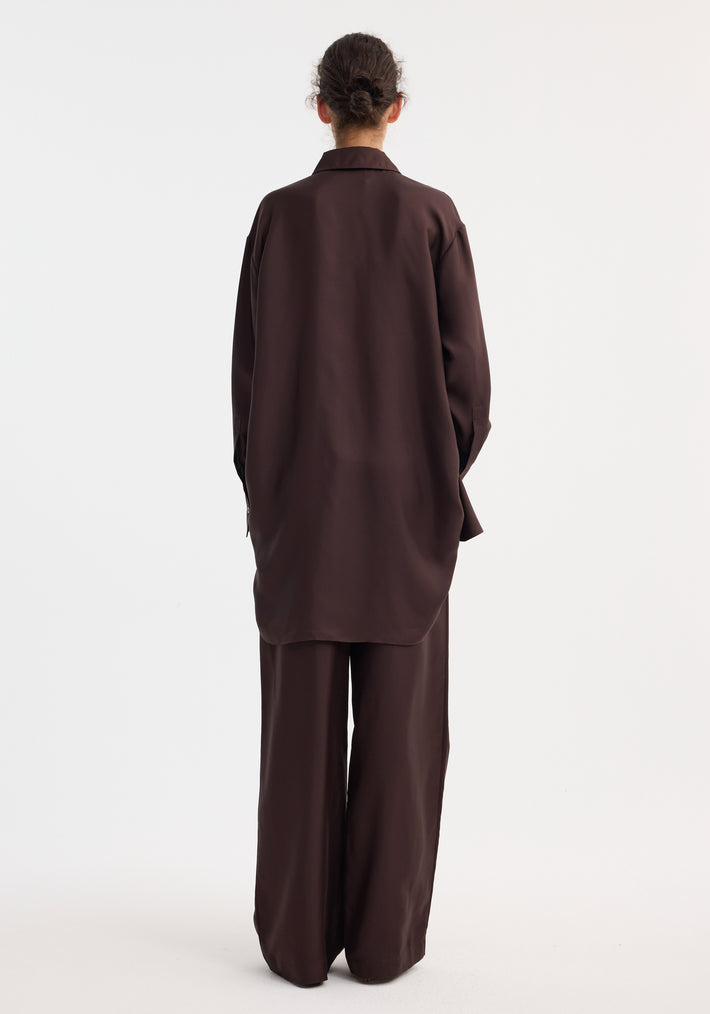 Signature elongated silk shirt | mahogany