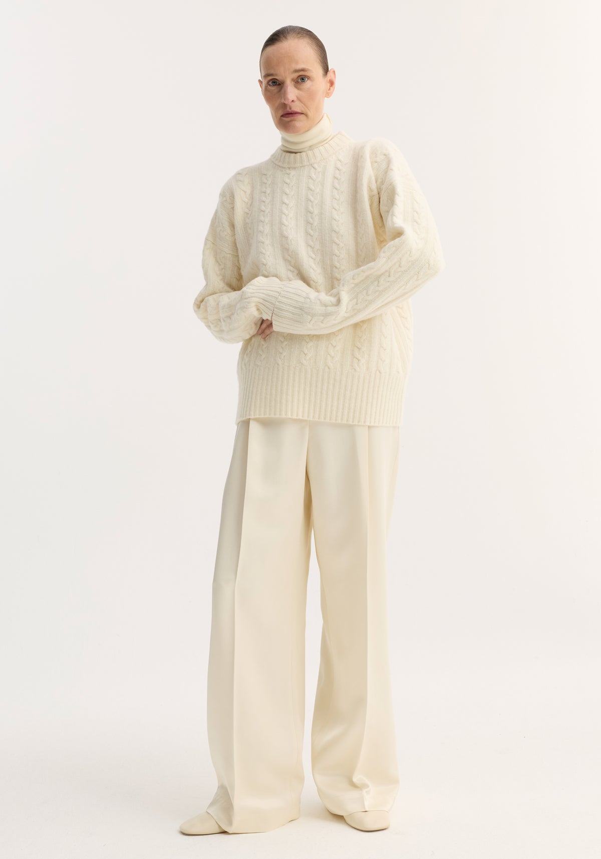 Relaxed drawstring satin trousers | cream