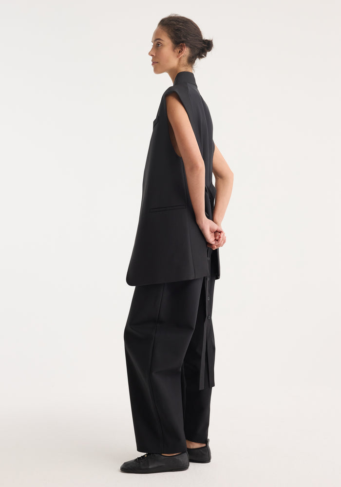 Reimagined oversized gilet | black
