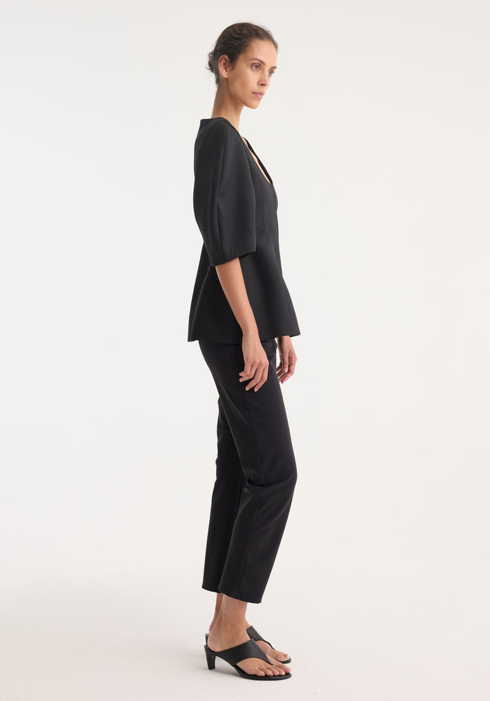 Sculptural top | black