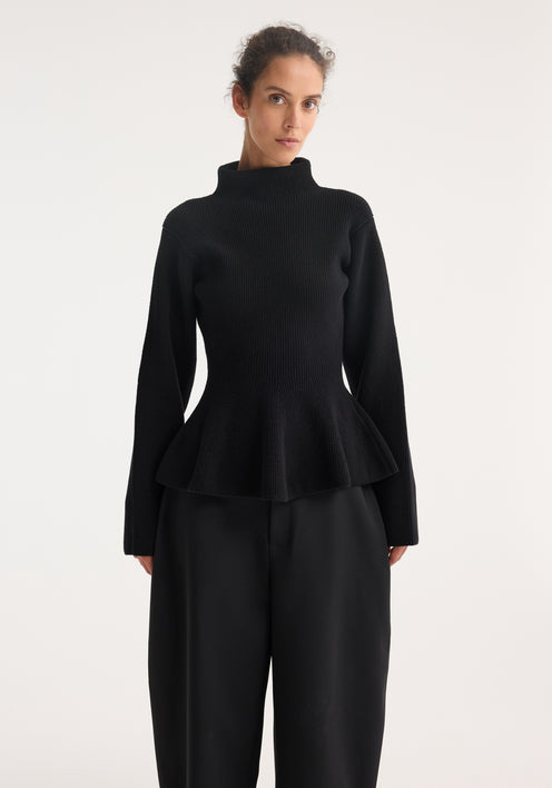 Sculptural knitted top | black