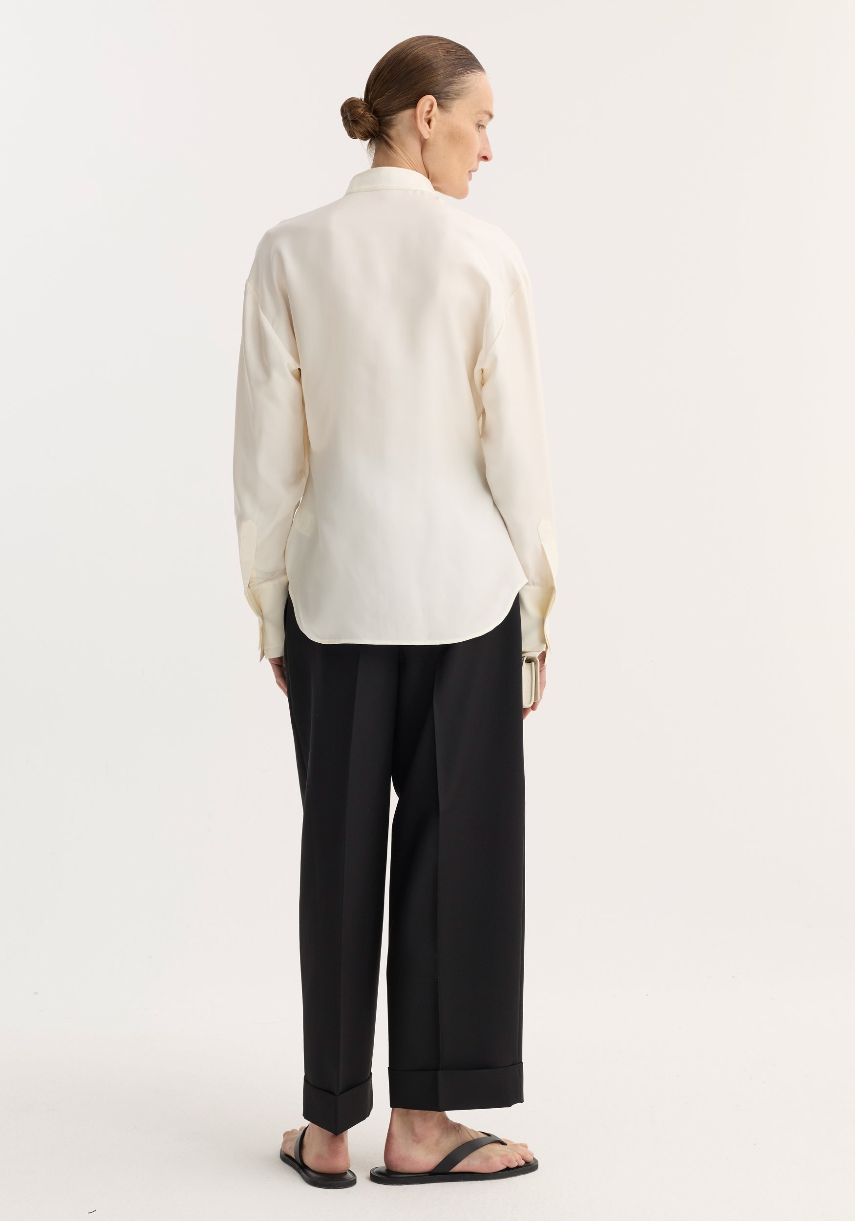 Shaped tuxedo silk shirt– Róhe