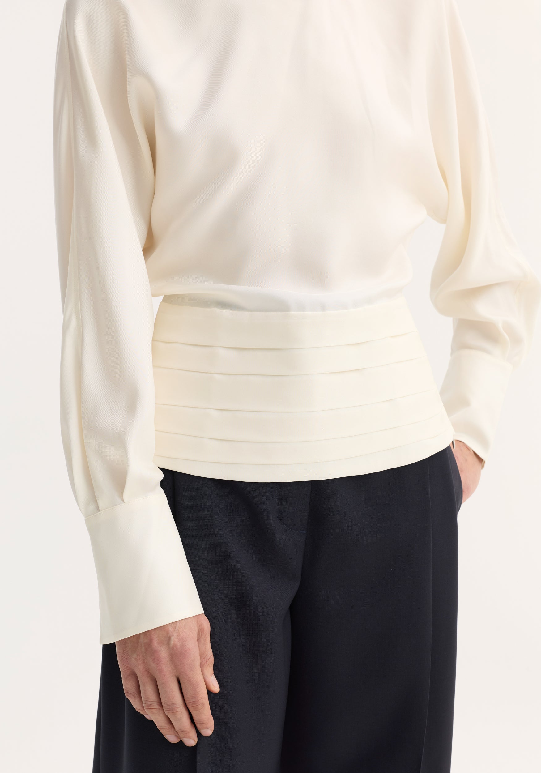 Tuxedo silk top | cream