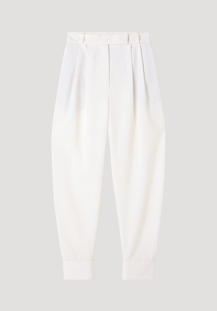 Barrel leg trousers | off white