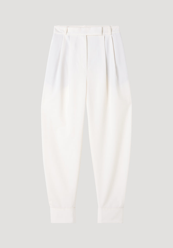 Barrel leg trousers | off white