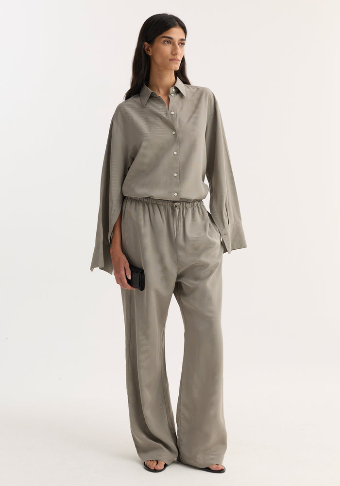 Wide leg pyjama trousers | light grey stripe