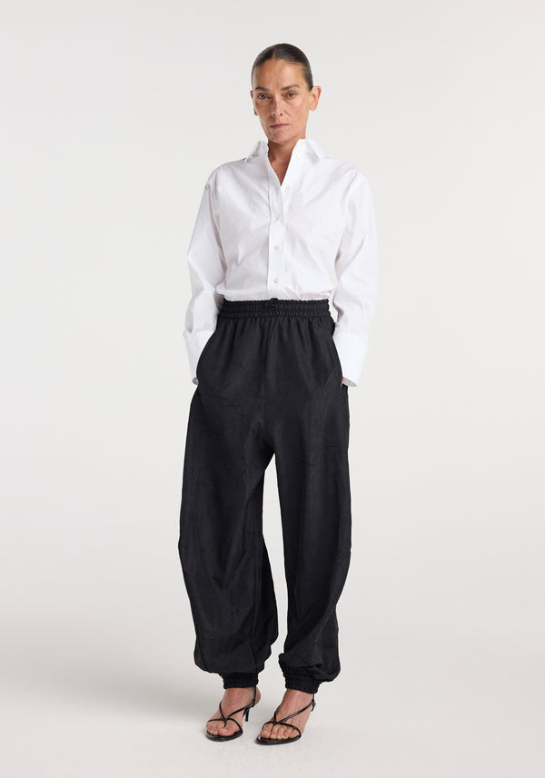 Balloon track pants | black