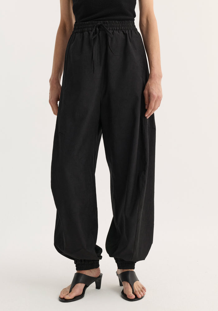 Loose fit track pants | black