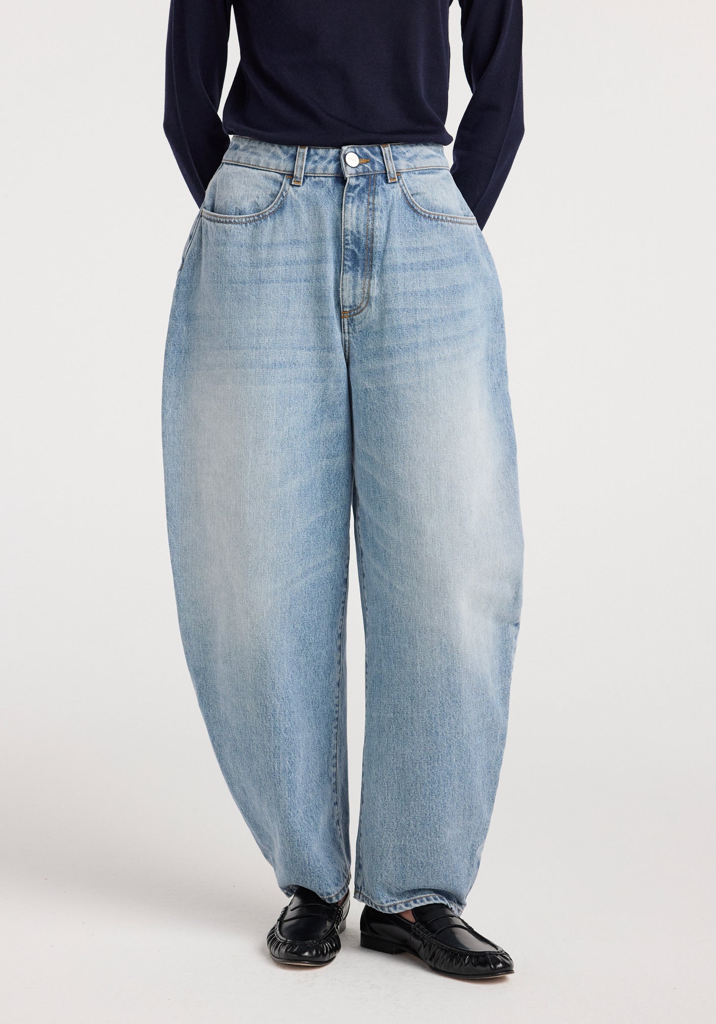 Sculptural denim trousers | classic blue