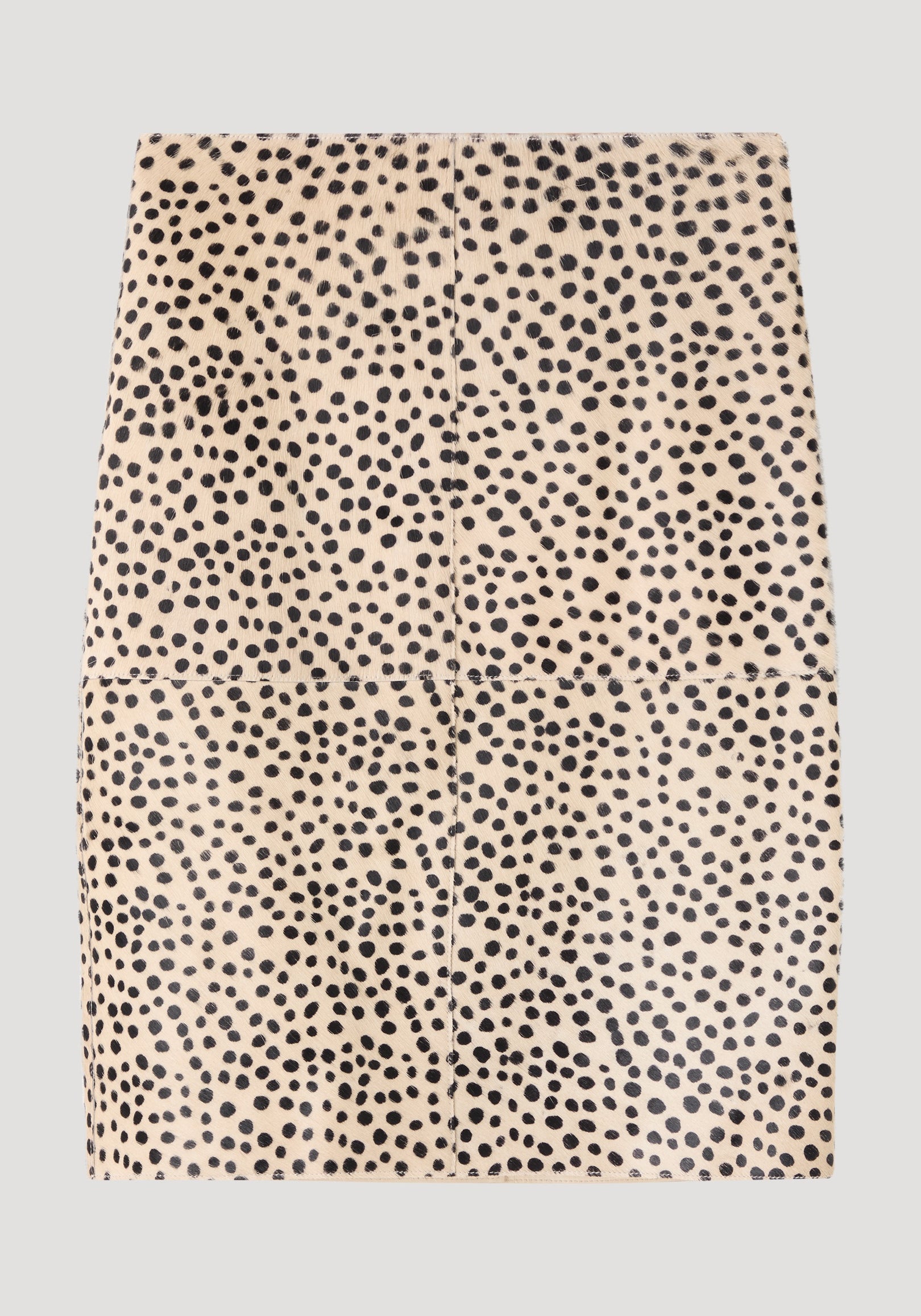 Pony hair pencil skirt | cheetah: Straight-cut mini skirt with irregular black leopard spots on beige, featuring four paneled front design, crafted from 100% cow leather.