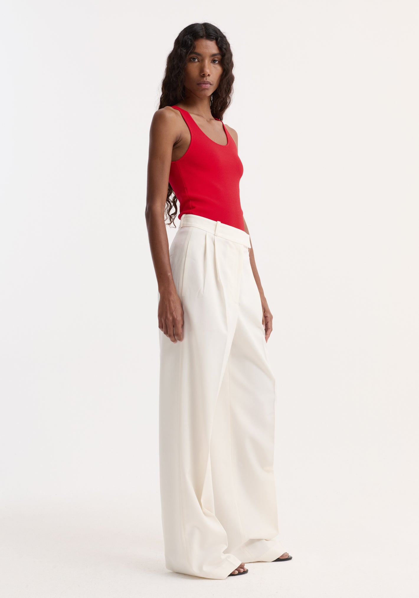 Scoop neck knitted top | red