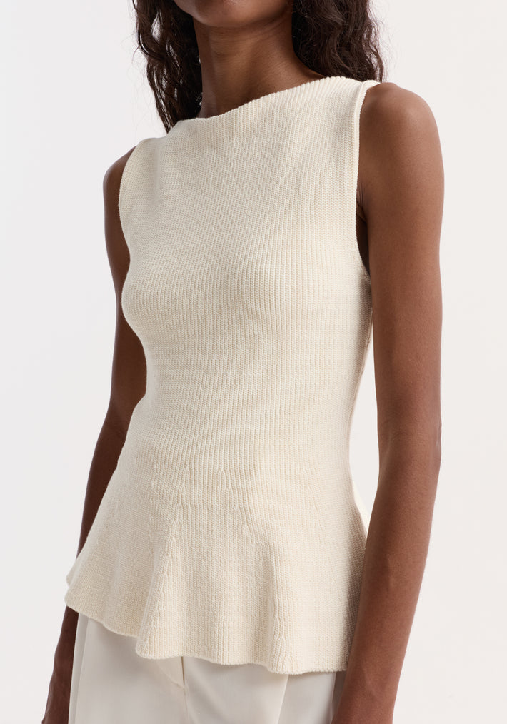 Sculptural knitted top | cream
