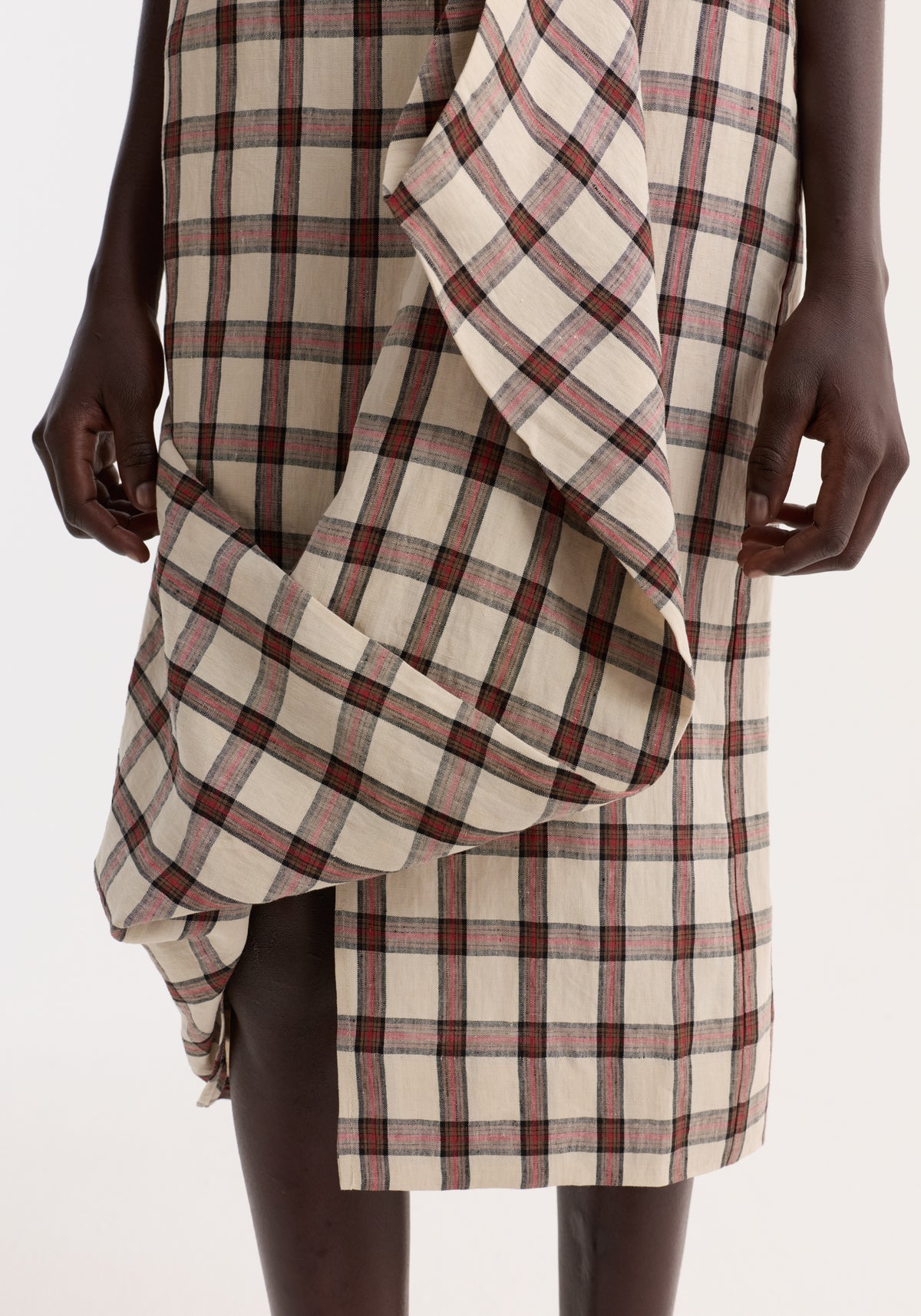 Draped check skirt | red table check