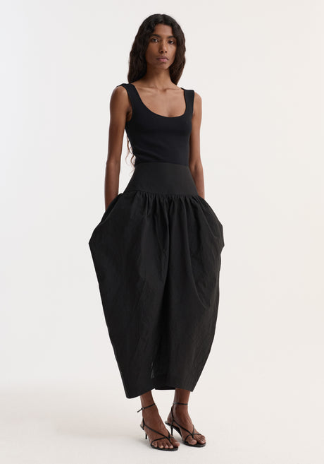 Sculptural volume skirt | black