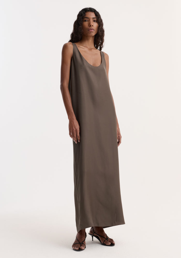 Silk scoop-neck dress | earth