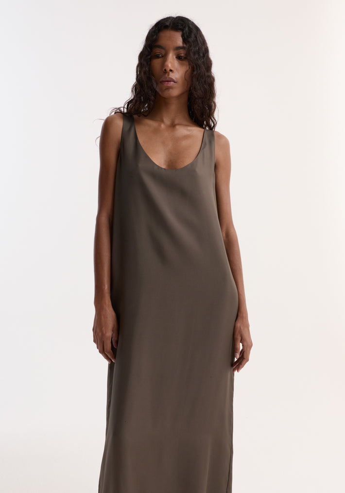 Silk scoop-neck dress | earth