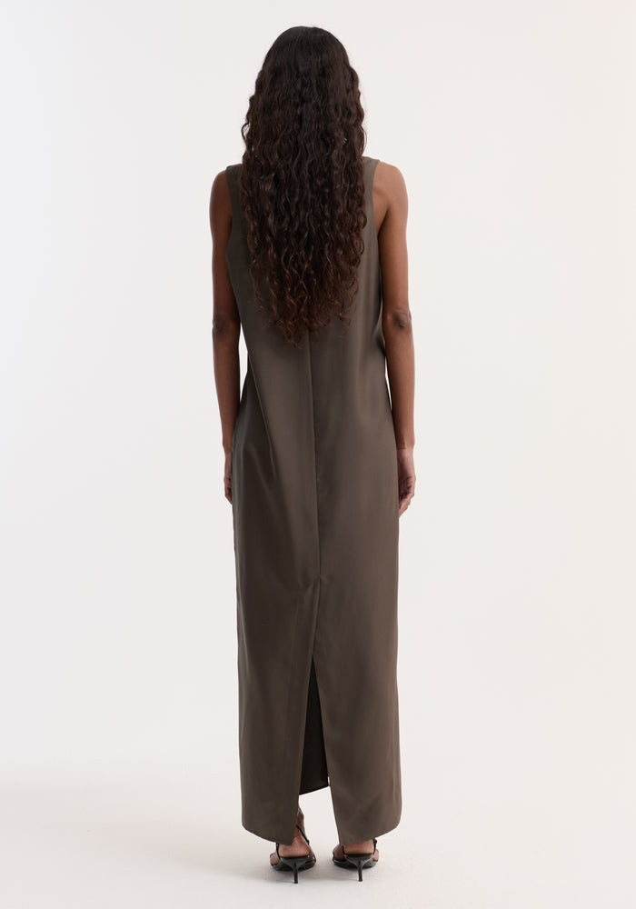 Silk scoop-neck dress | earth
