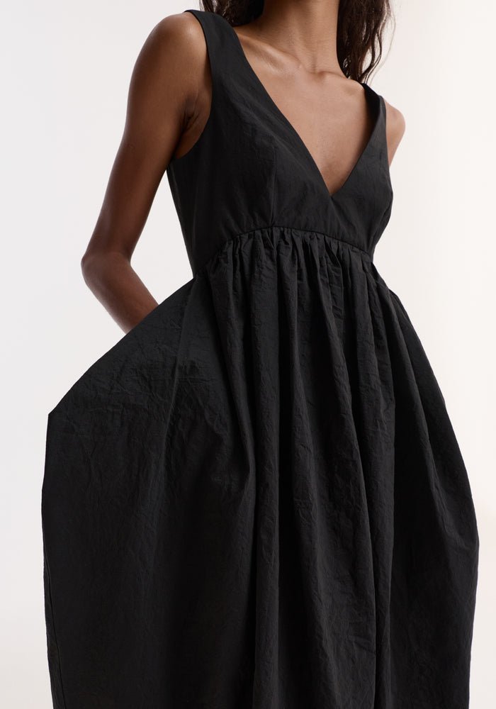 Sculptural textured cotton dress | black