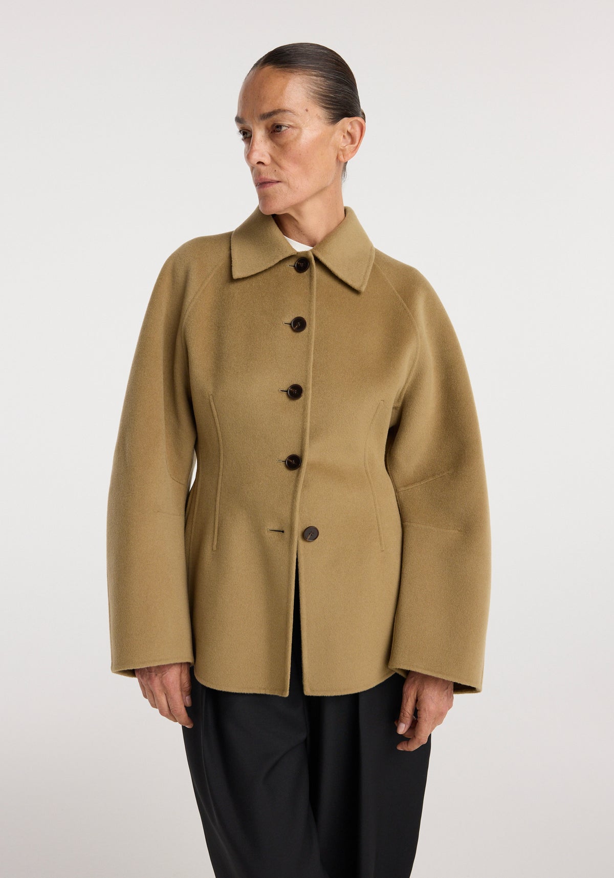 Double-faced sculptural jacket | camel