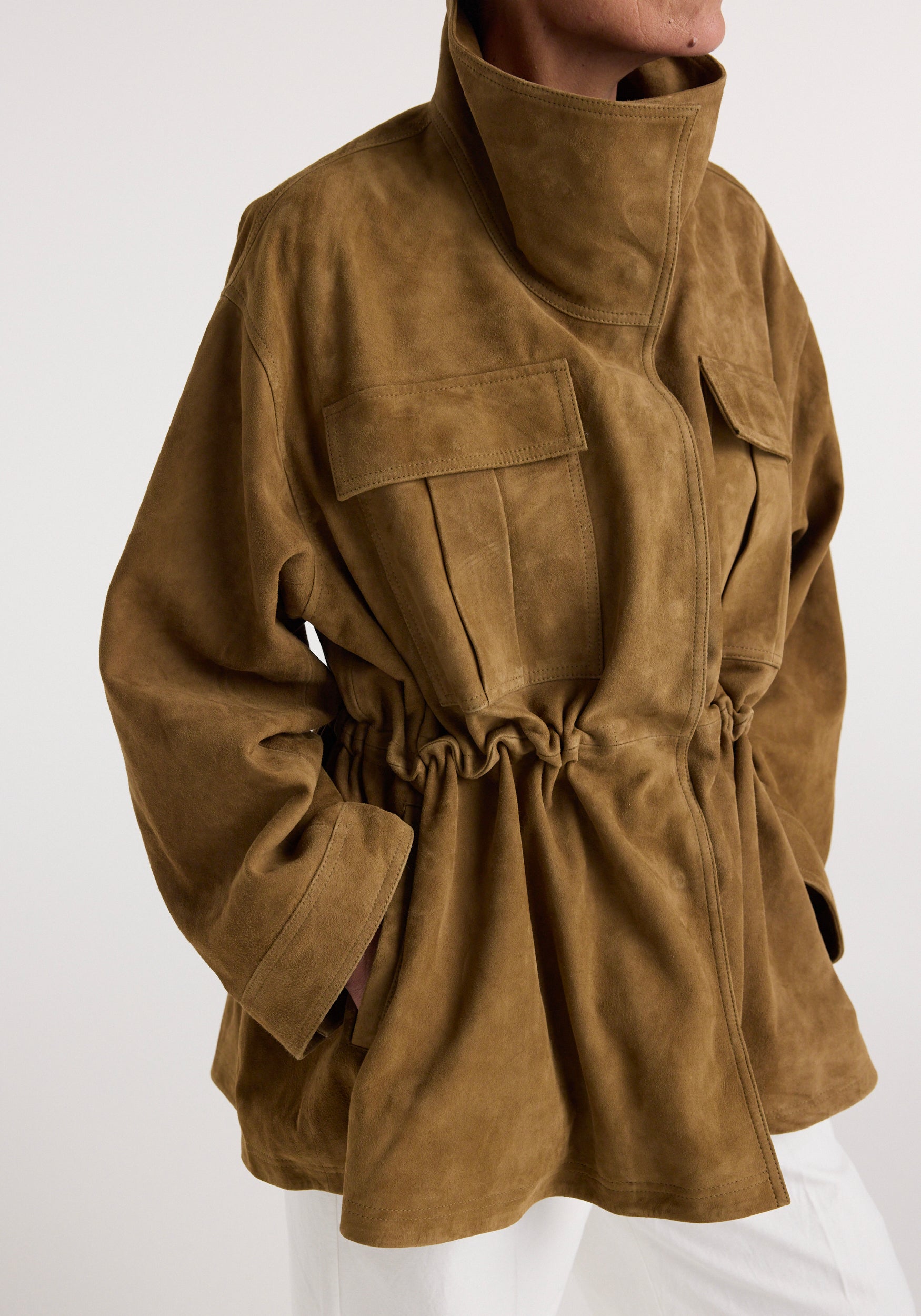 Sculptural suede jacket– Róhe