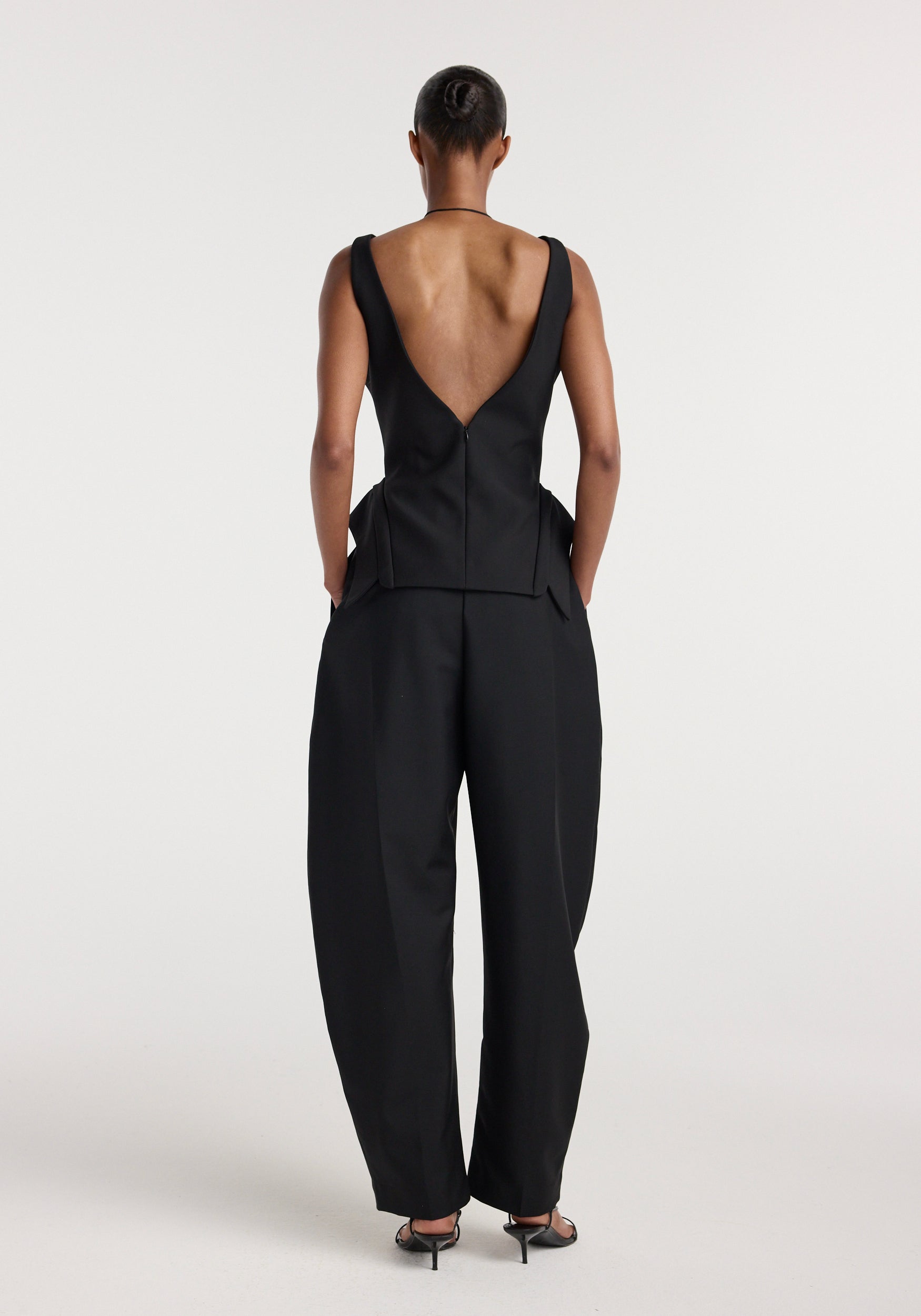 Deconstructed collar top | black