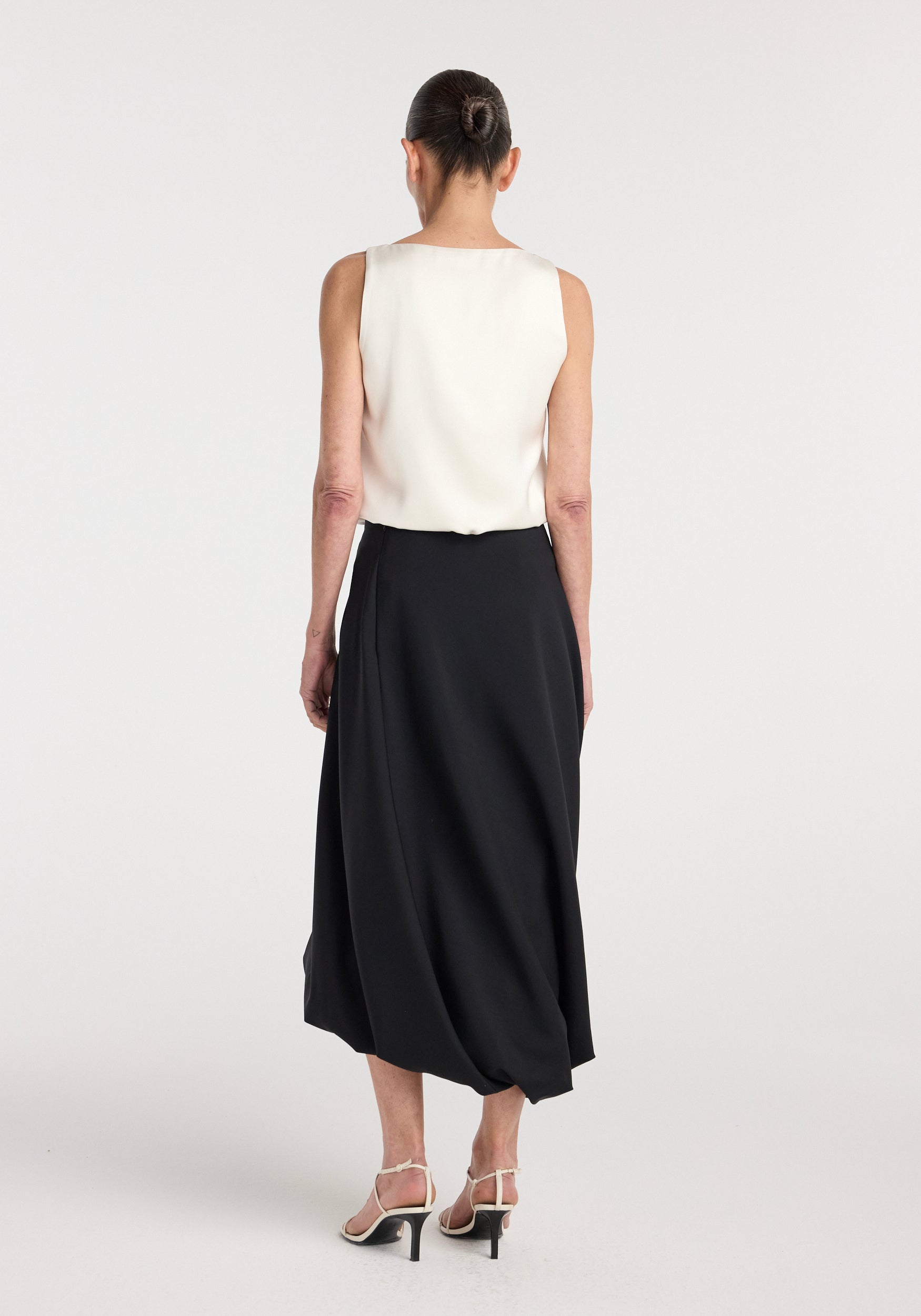Twisted skirt | black
